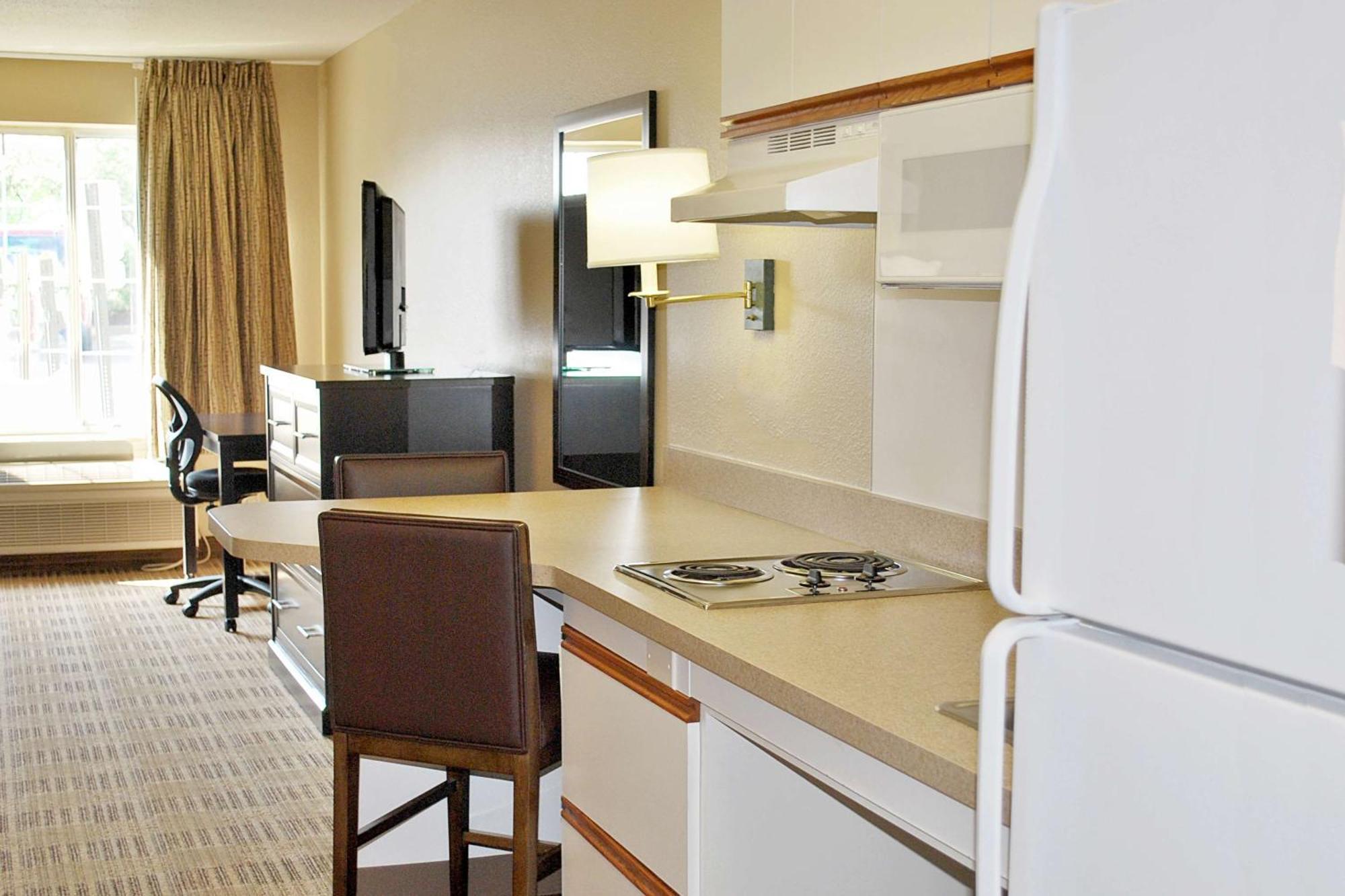 Extended Stay America Suites - Atlanta - Marietta - Powers Ferry Rd Sandy Springs Kültér fotó