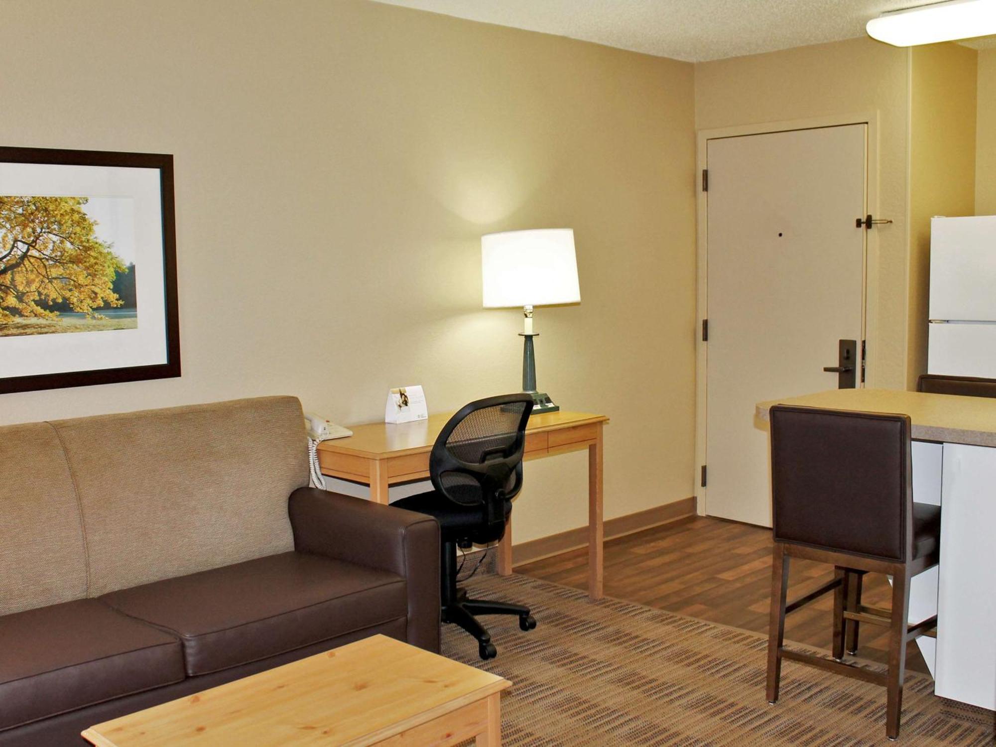 Extended Stay America Suites - Atlanta - Marietta - Powers Ferry Rd Sandy Springs Kültér fotó