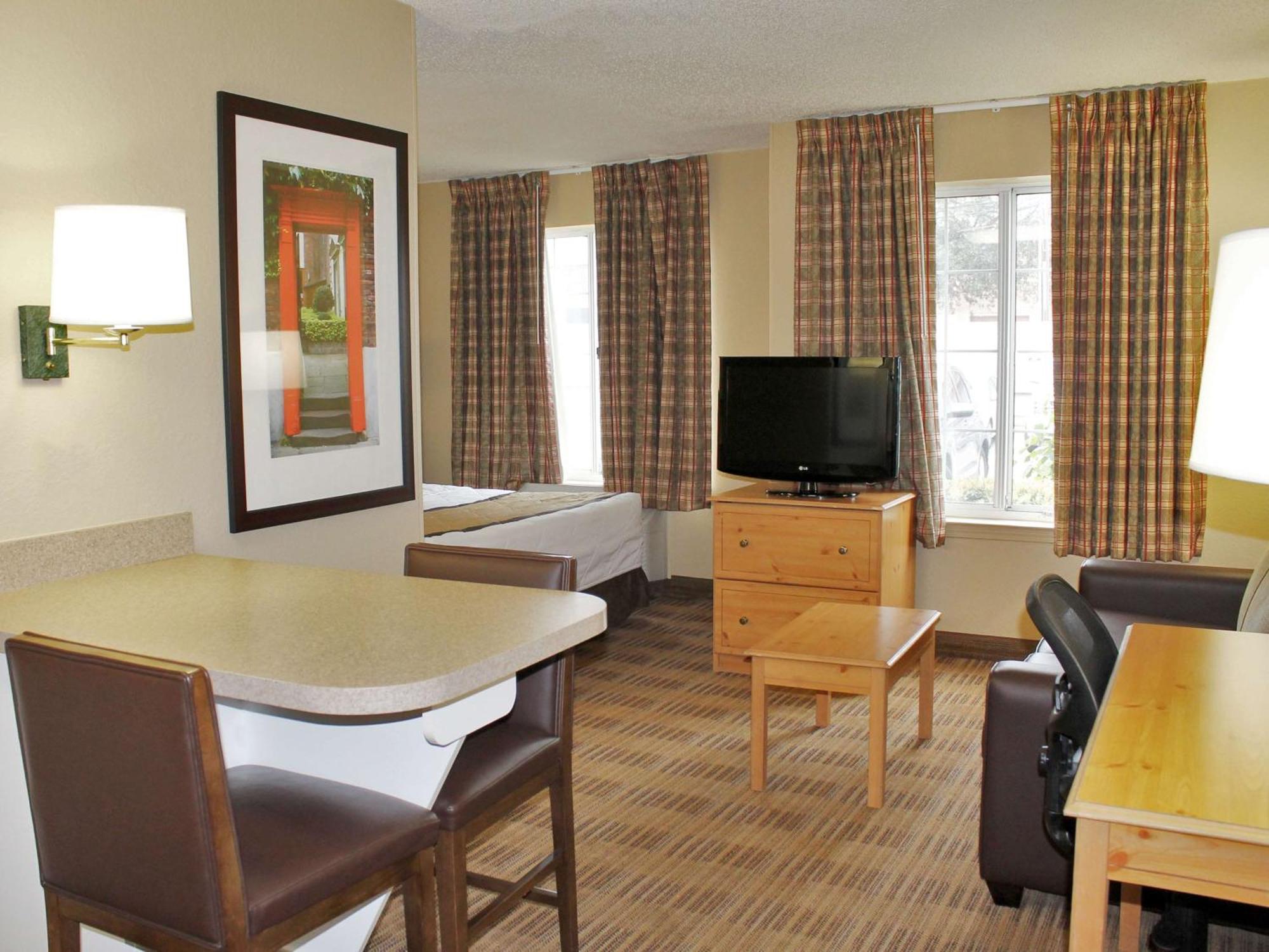 Extended Stay America Suites - Atlanta - Marietta - Powers Ferry Rd Sandy Springs Kültér fotó
