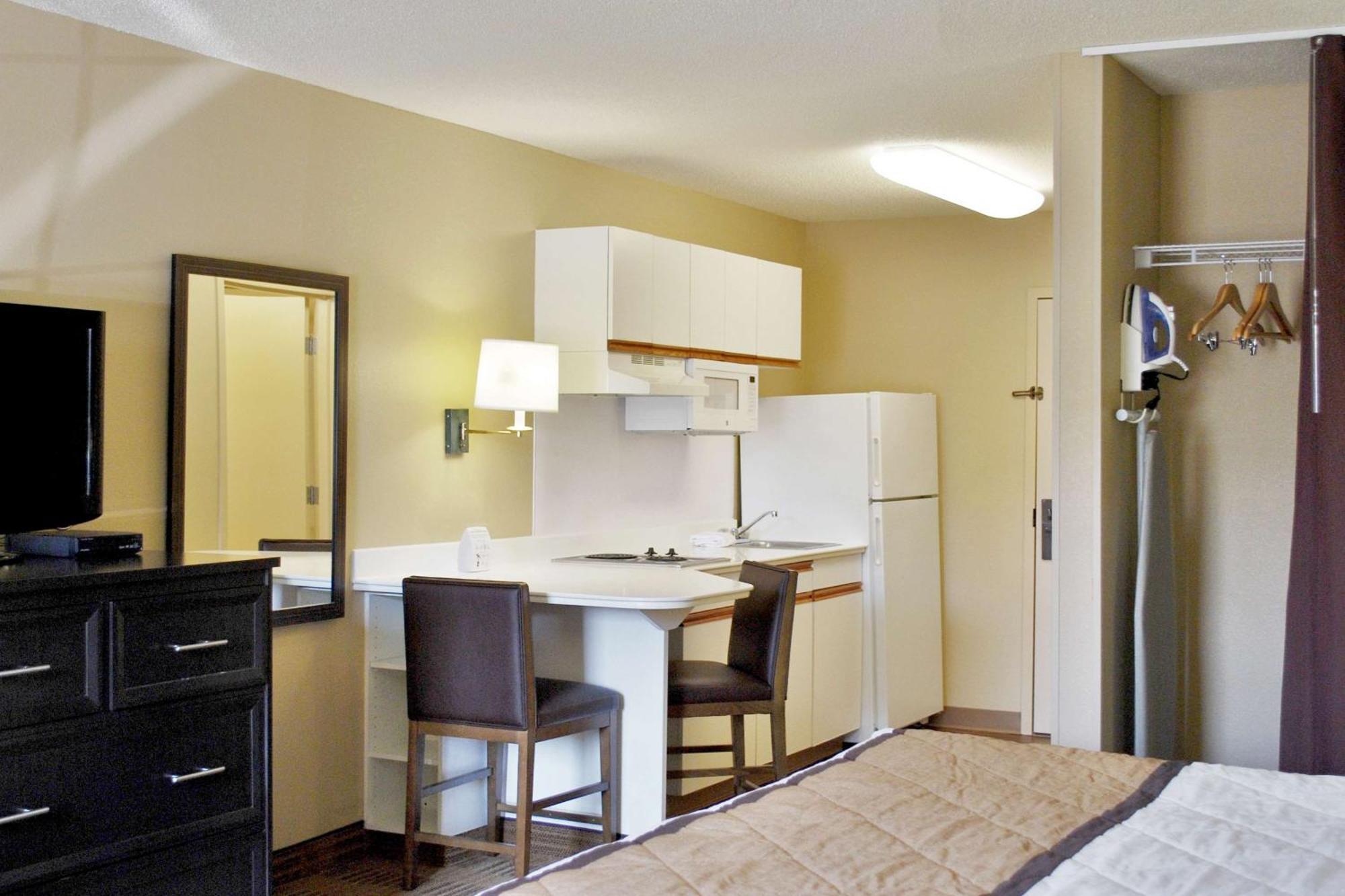 Extended Stay America Suites - Atlanta - Marietta - Powers Ferry Rd Sandy Springs Kültér fotó