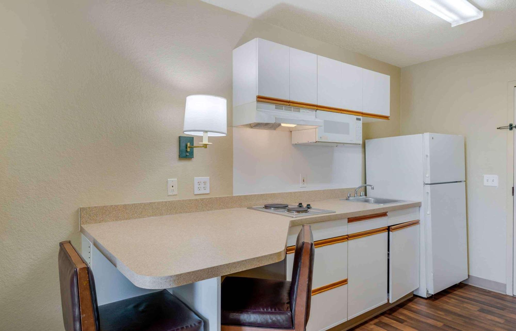 Extended Stay America Suites - Atlanta - Marietta - Powers Ferry Rd Sandy Springs Kültér fotó