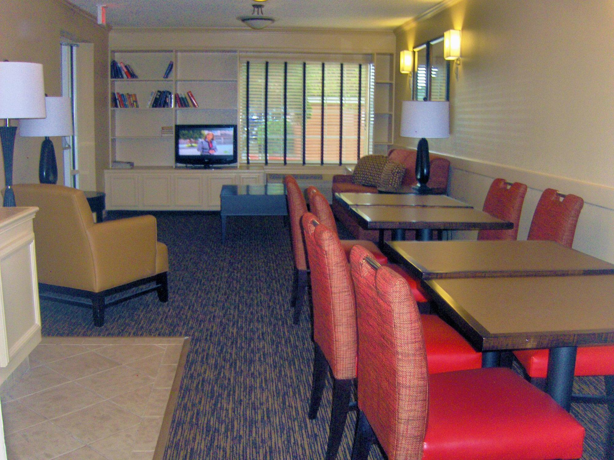 Extended Stay America Suites - Atlanta - Marietta - Powers Ferry Rd Sandy Springs Kültér fotó